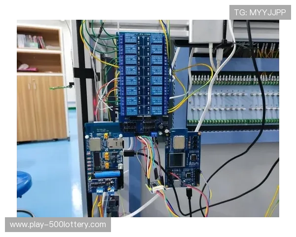 当前阶段多机位自动切换技术成熟,简化制作流程。 当前阶段多机位自动切换技术成熟,简化制作流程。